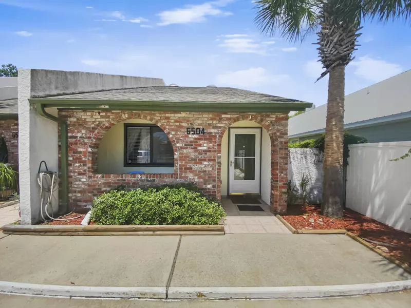 6504 N Lagoon Drive, Panama City Beach, FL 32408