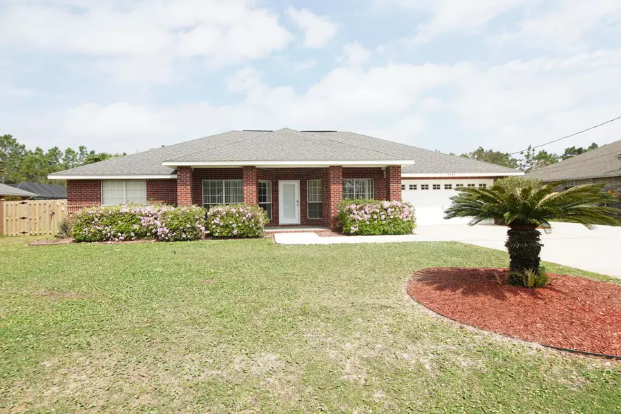 7334 Frankfort Street, Navarre, FL 32566