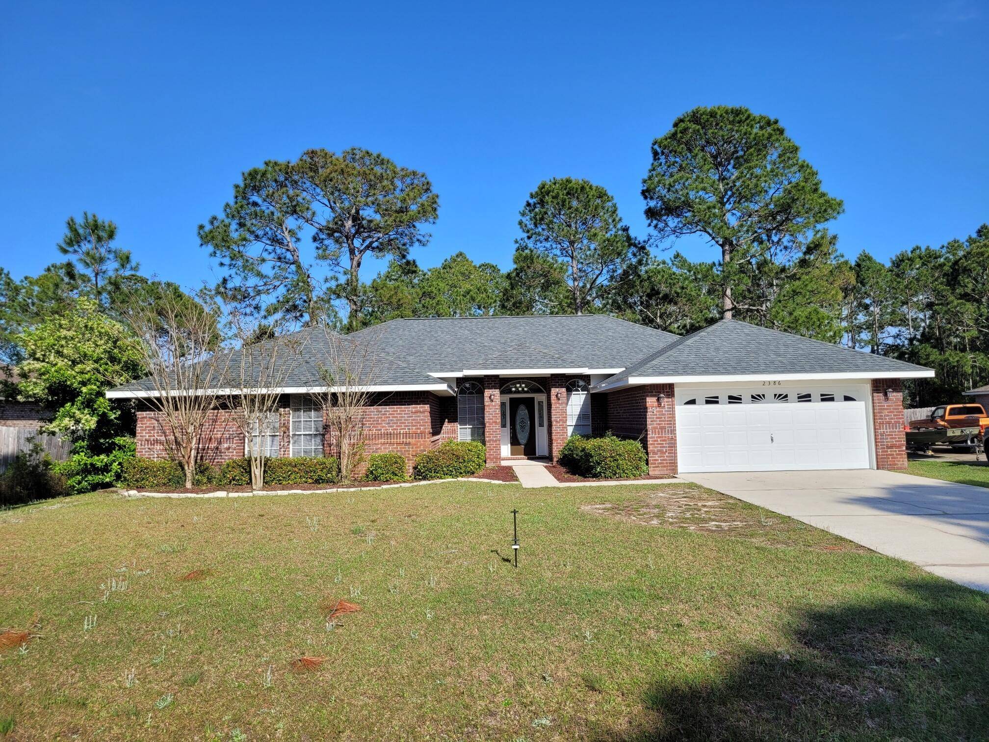 2386 Pineneedle Drive, Navarre, FL 32566