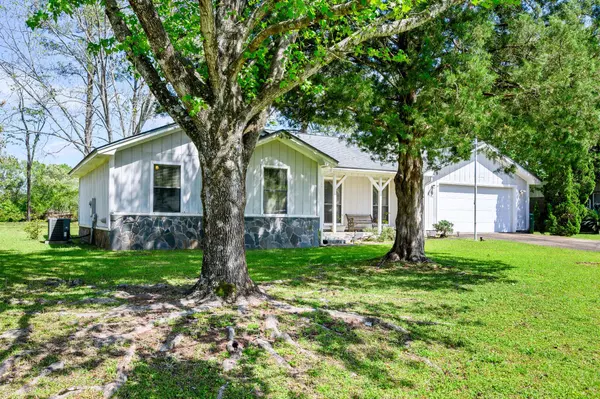 Crestview, FL 32536,131 Twin Oak Drive