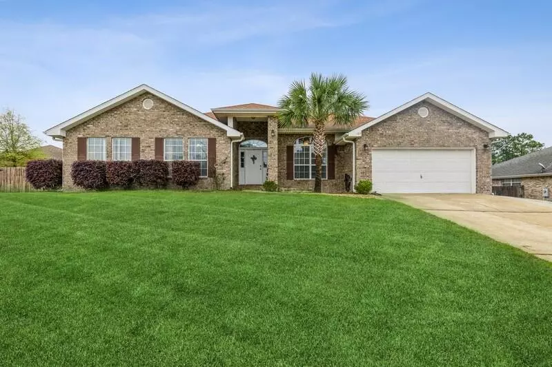 122 Strike Eagle Drive, Crestview, FL 32536