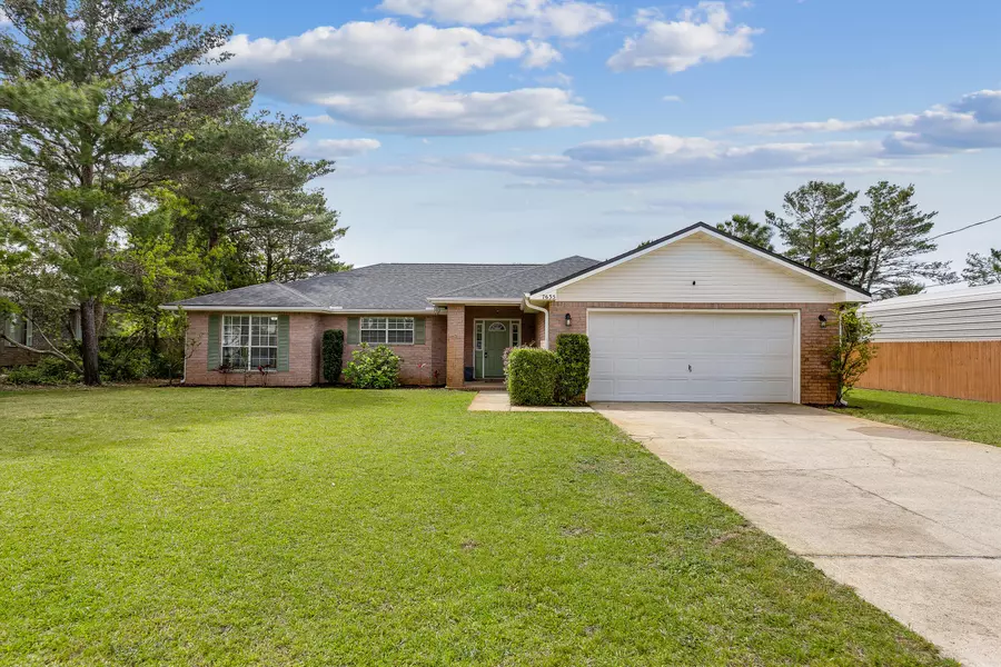 7635 Sandstone Street, Navarre, FL 32566