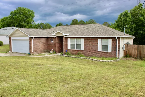 219 Lustan Drive, Crestview, FL 32536