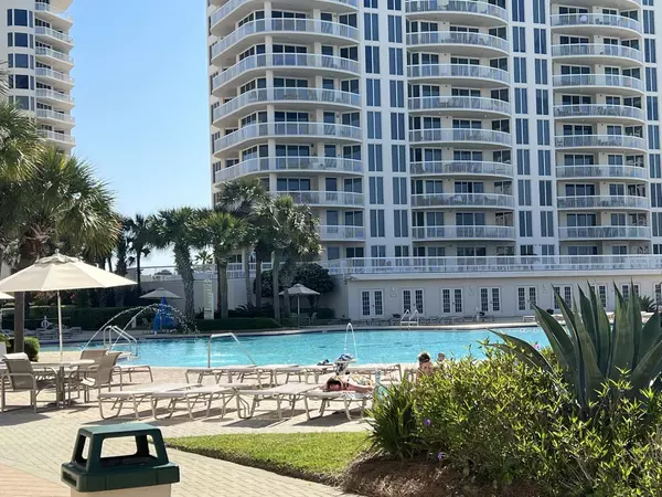 Destin, FL 32541,15200 Emerald Coast Parkway  #UNIT M108