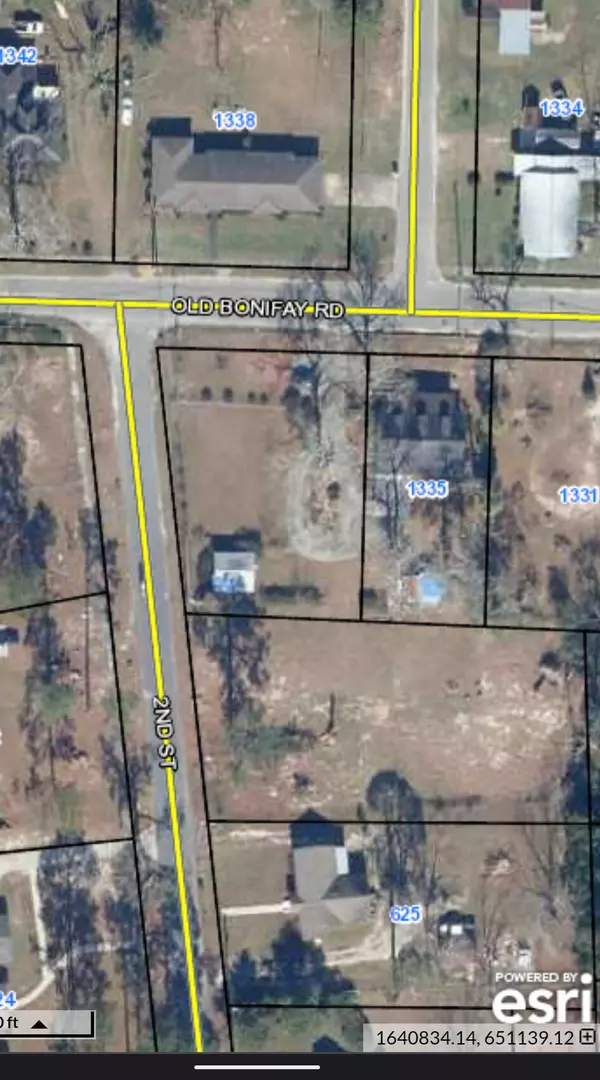 623 2nd Street, Chipley, FL 32428