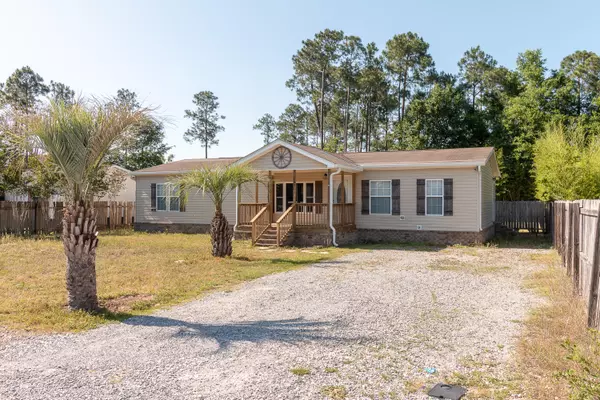 Crestview, FL 32539,4631 Falcon Way