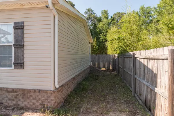 Crestview, FL 32539,4631 Falcon Way