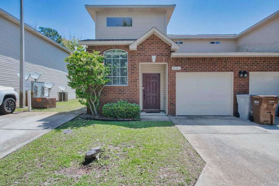 2160 Hadleigh Hills Court, Navarre, FL 32566