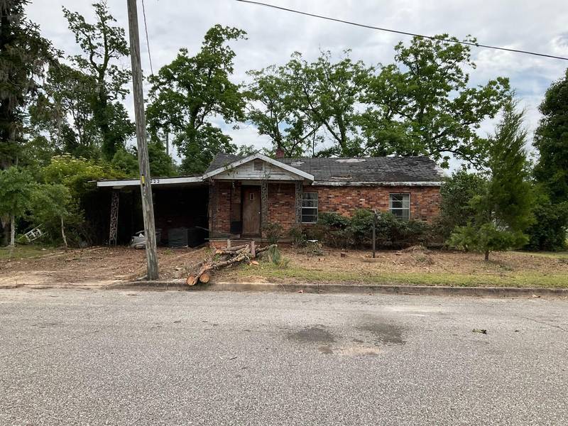 222 N 3rd Street, Wewahitchka, FL 32465