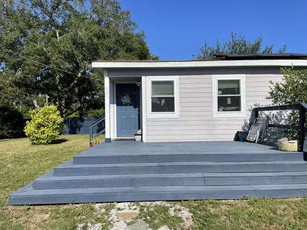 Mary Esther, FL 32569,801 Hilltop Road