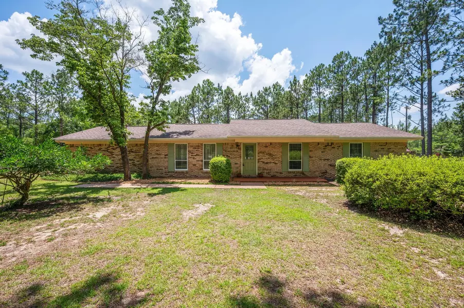 3568 Woodcliff Drive, Crestview, FL 32539