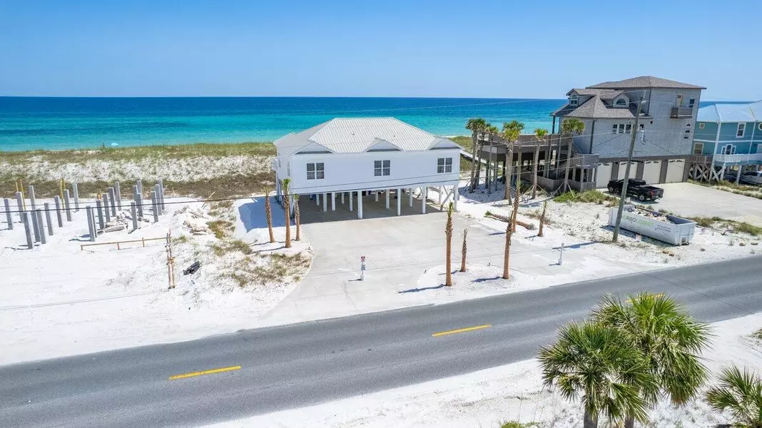 8057 Gulf Boulevard, Navarre, FL 32566