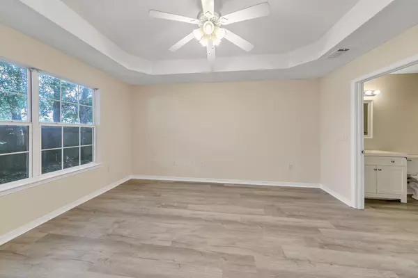 Fort Walton Beach, FL 32548,202 Pine Street