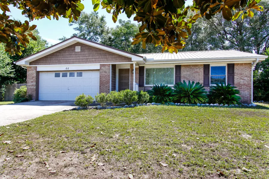 44 9Th Street, Shalimar, FL 32579