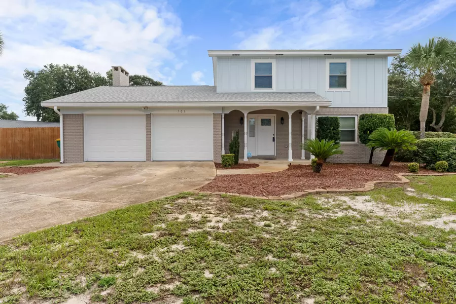 709 Avenue Due Fontaine Bleau, Mary Esther, FL 32569