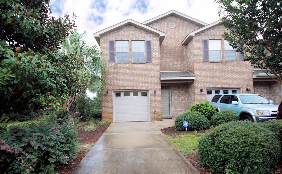 8861 Brown Pelican Circle, Navarre, FL 32566