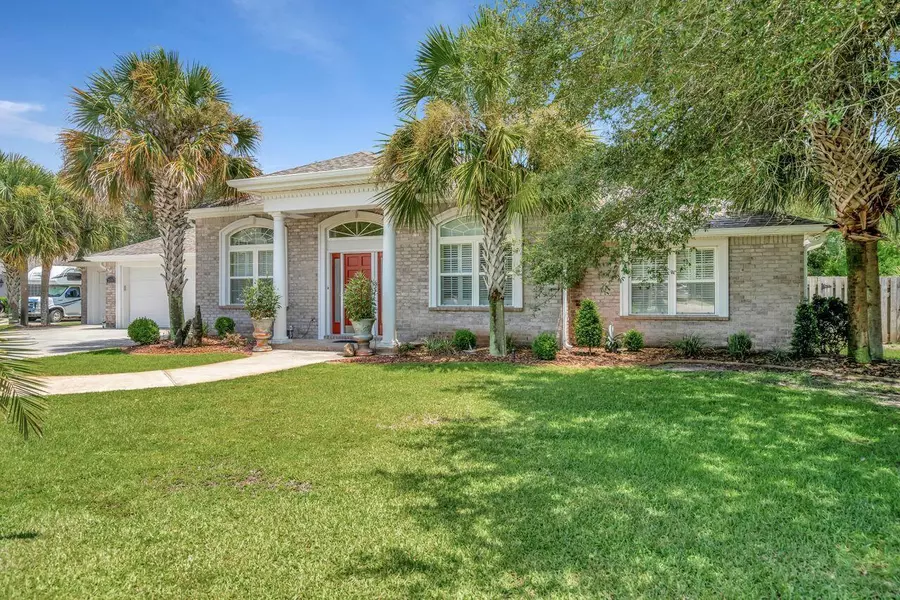 2556 2nd Court, Navarre, FL 32566