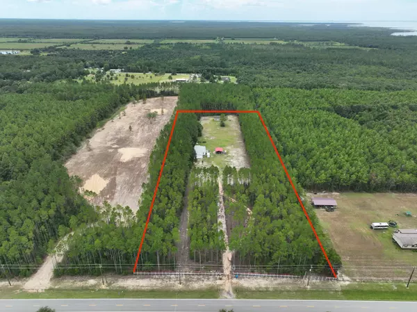 8513 Hickory Hammock Road, Milton, FL 32583