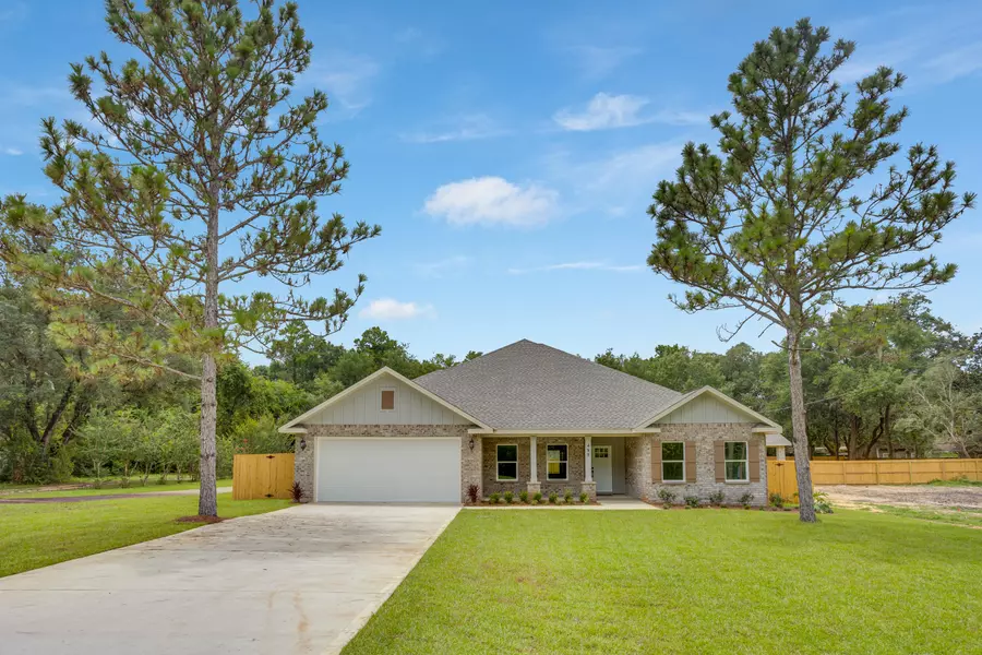 48 Longwood Drive  #B, Shalimar, FL 32579