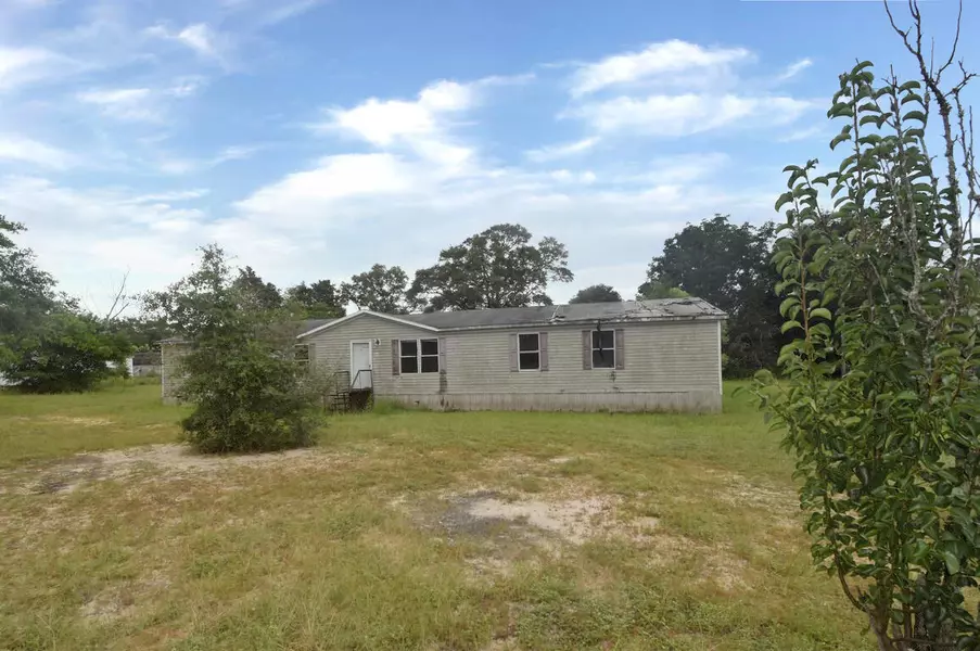 1032 Whitehead Drive, Holt, FL 32564