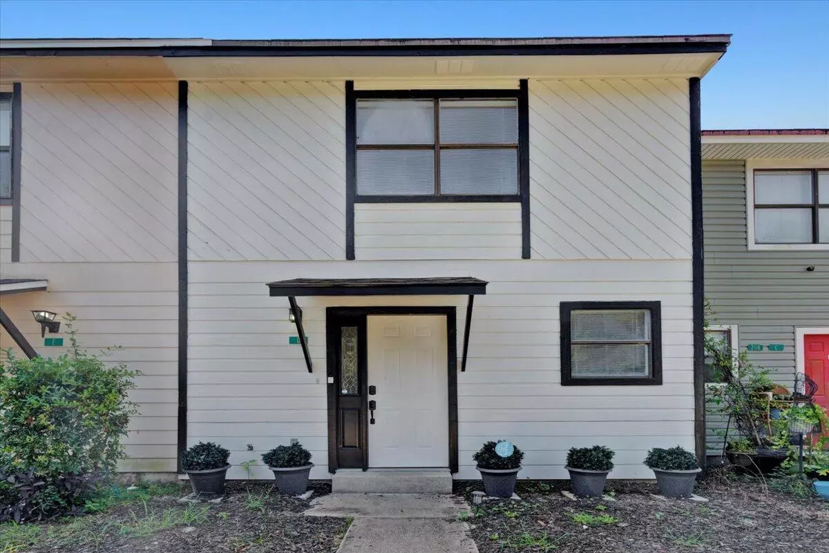 Fort Walton Beach, FL 32548,208 Third Street  #D