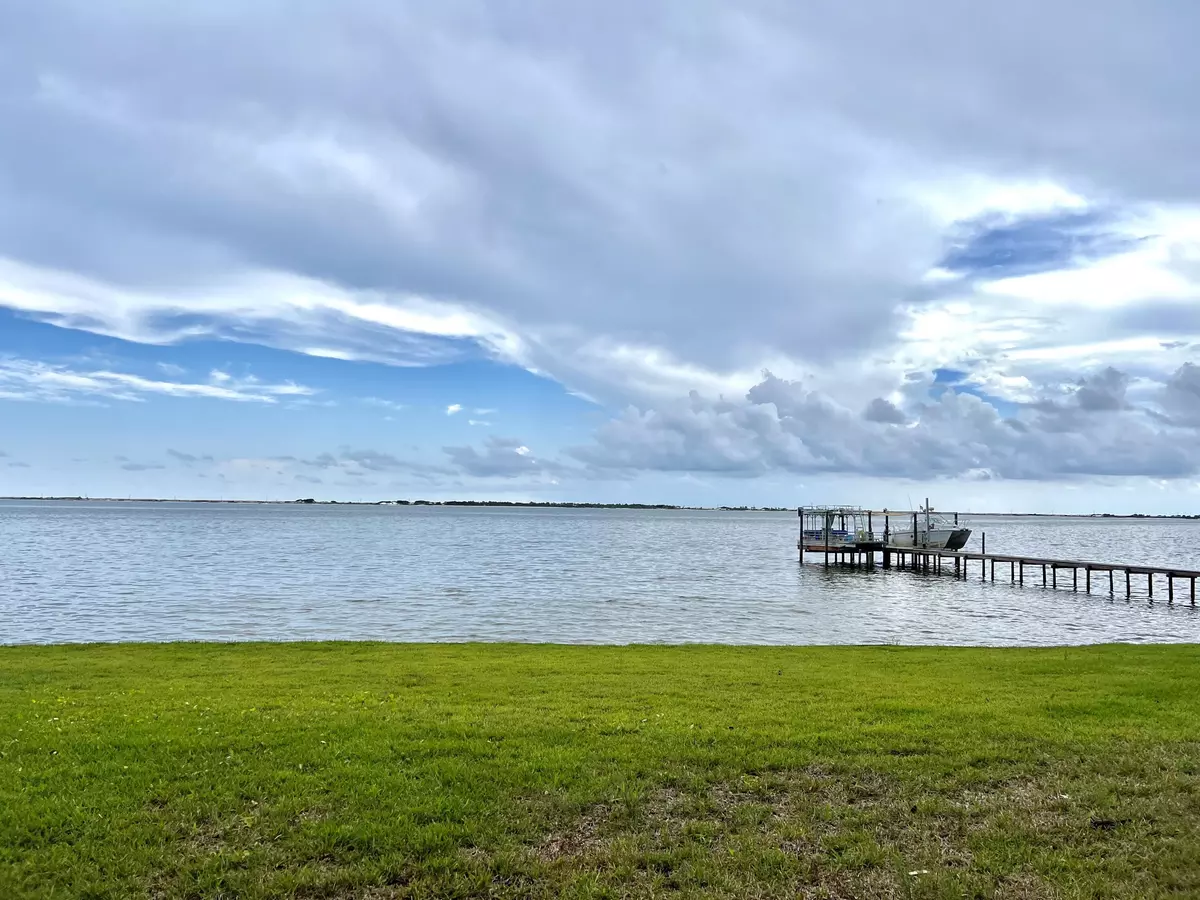 Mary Esther, FL 32569,101 Wynnehaven Beach Road