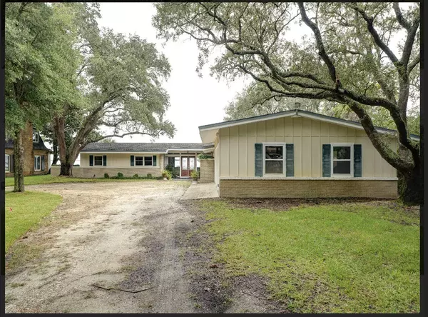 Mary Esther, FL 32569,101 Wynnehaven Beach Road