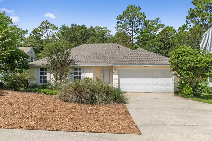 828 Sparkleberry Cove, Niceville, FL 32578