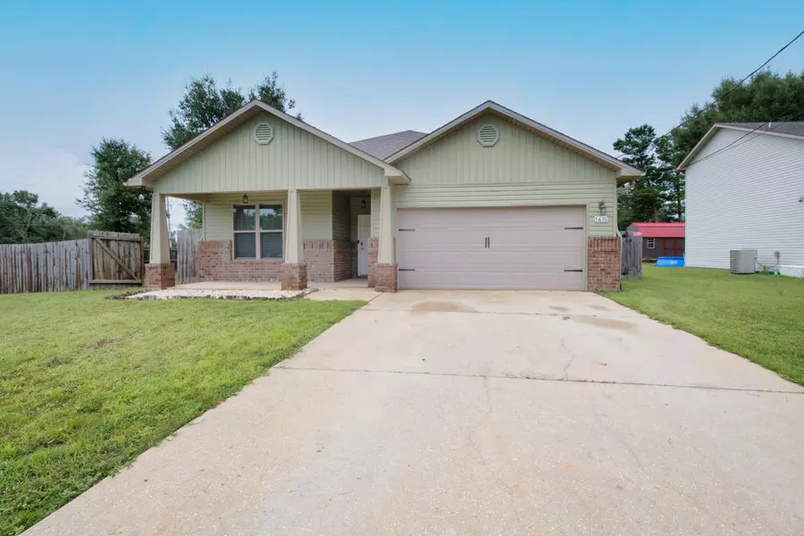 7638 Blackjack Circle, Navarre, FL 32566