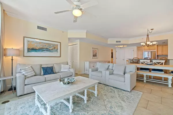 Pensacola Beach, FL 32561,3 Portofino Dr  #703