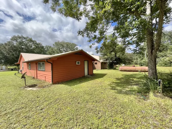 Holt, FL 32564,4825 Griffith Road