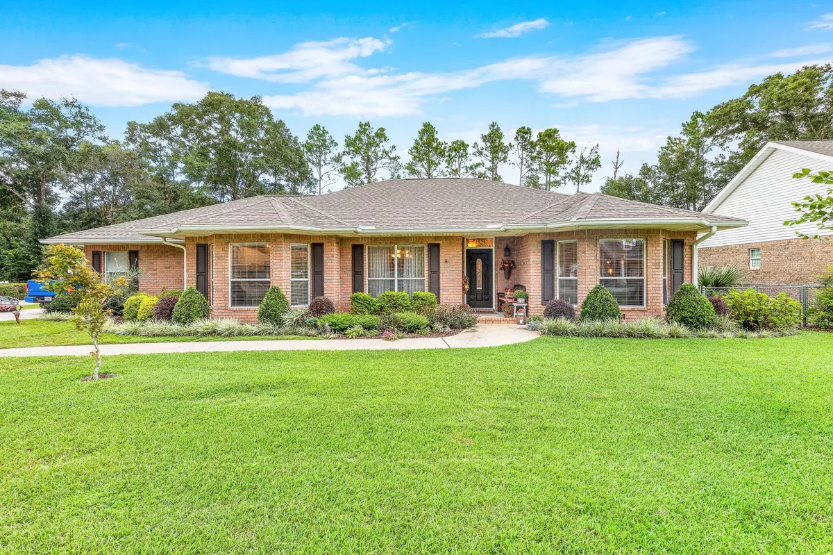 Milton, FL 32570,5688 Nicklaus Lane