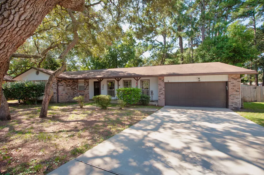 202 Elizabeth Court, Fort Walton Beach, FL 32547