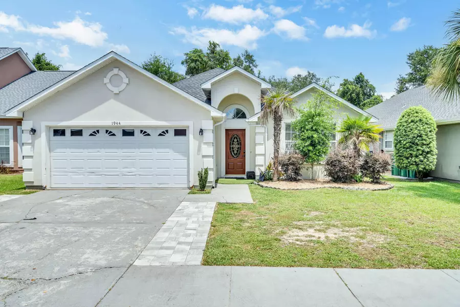 1944 Kadima Circle, Fort Walton Beach, FL 32547