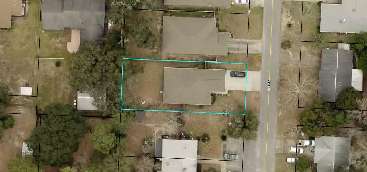 37 10th Street, Shalimar, FL 32579