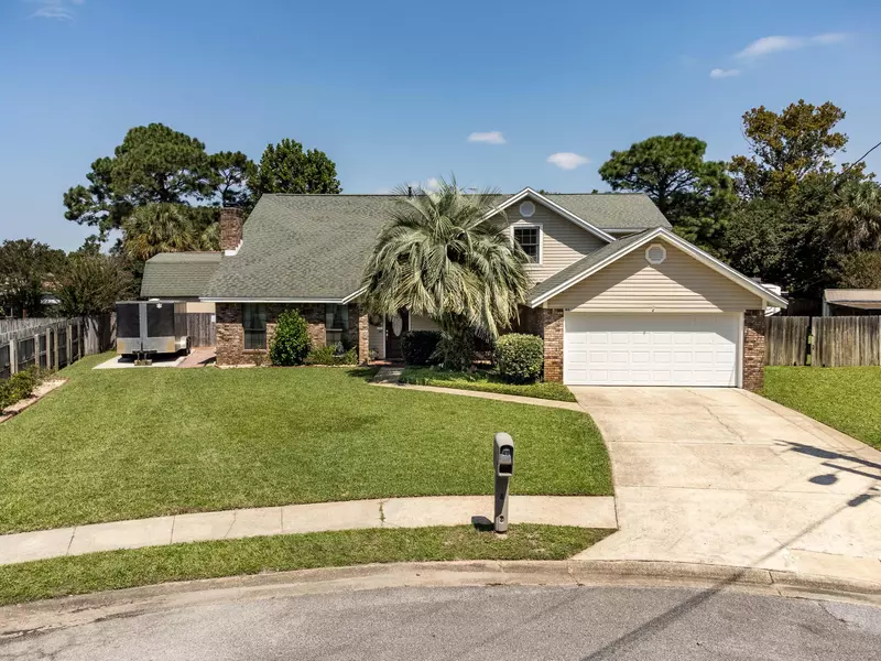 40 Ashford Court, Mary Esther, FL 32569