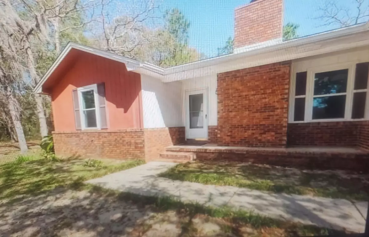 Crestview, FL 32536,107 Thurston Place