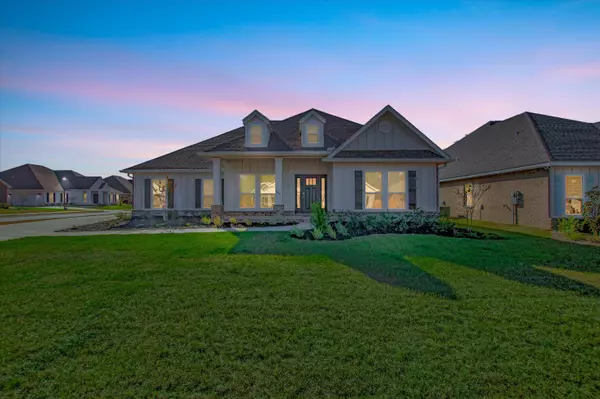 5653 Blake Lane, Pace, FL 32571