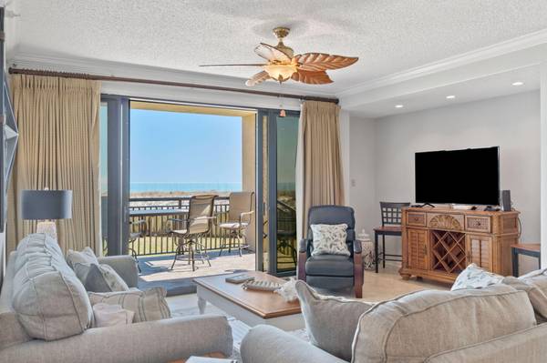 8271 Gulf Boulevard  #APT 104,  Navarre,  FL 32566