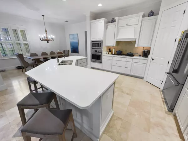 Miramar Beach, FL 32550,2524 Vineyard Lane