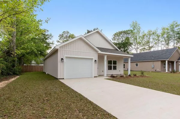 Crestview, FL 32536,160 Oak Lane