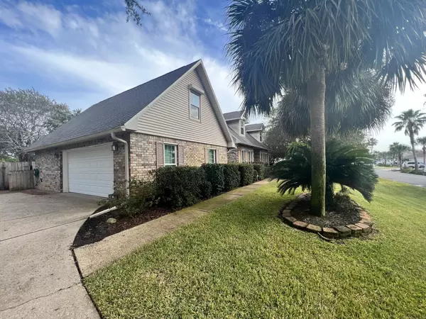 Gulf Breeze, FL 32563,1170 Seabreeze Lane