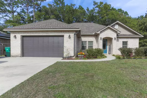 424 Shoal River Drive, Crestview, FL 32539