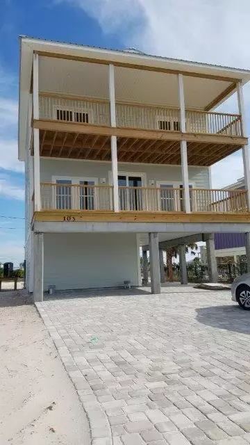 103 34Th Street, Mexico Beach, FL 32456