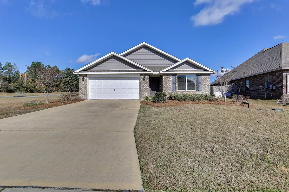 Crestview, FL 32539,404 Chickadee Street