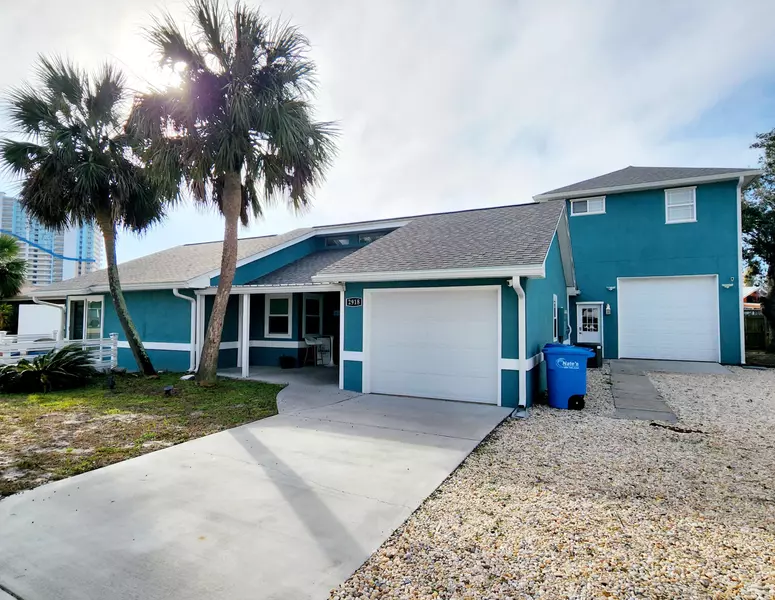 2918 Treasure Circle, Panama City Beach, FL 32408