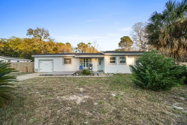 134 Bryn Mawr Boulevard, Mary Esther, FL 32569