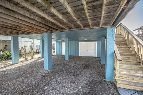 Panama City, FL 32408,8127 S Lagoon Drive