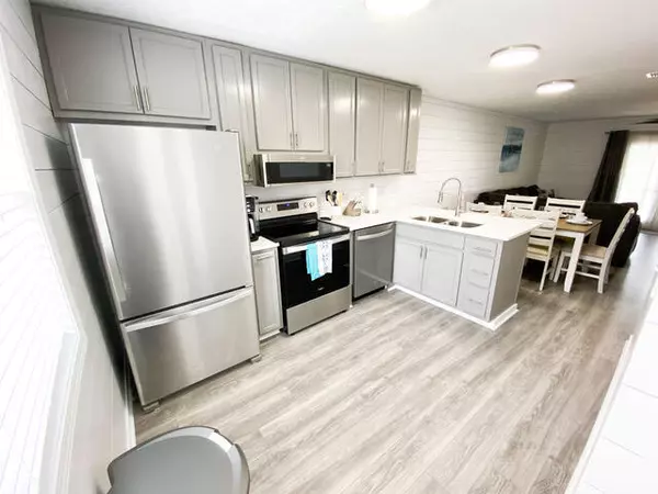 Panama City Beach, FL 32407,612 Laurel Street  #APT C