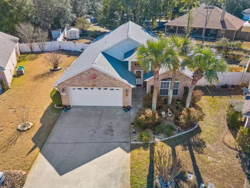 2912 Hidden Bay Boulevard, Navarre, FL 32566